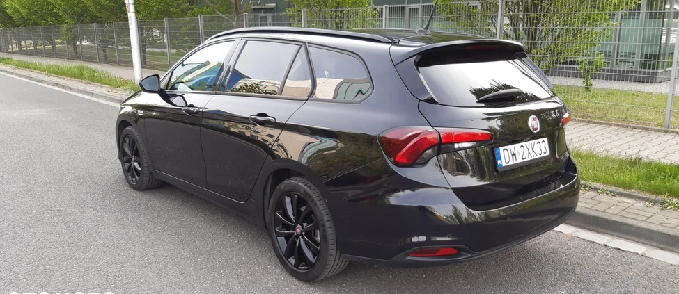 Fiat Tipo cena 49900 przebieg: 141000, rok produkcji 2017 z Wrocław małe 67